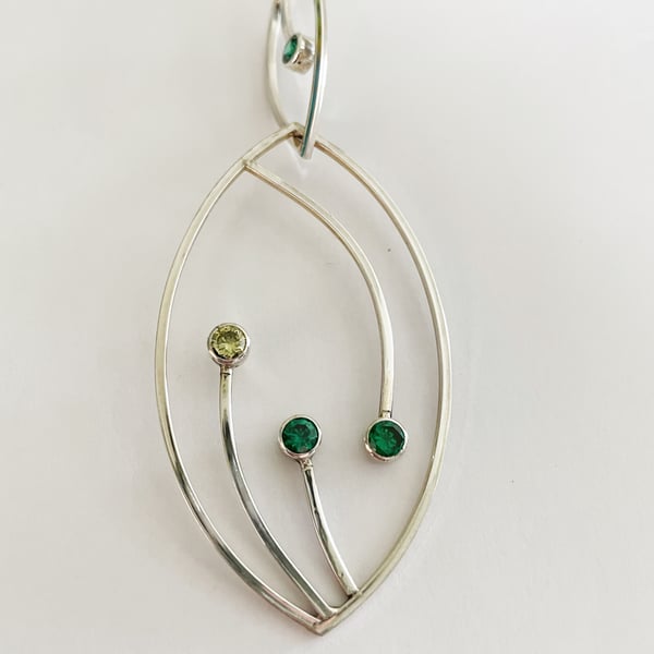 SALE Stylised flower pendant with gemstones 