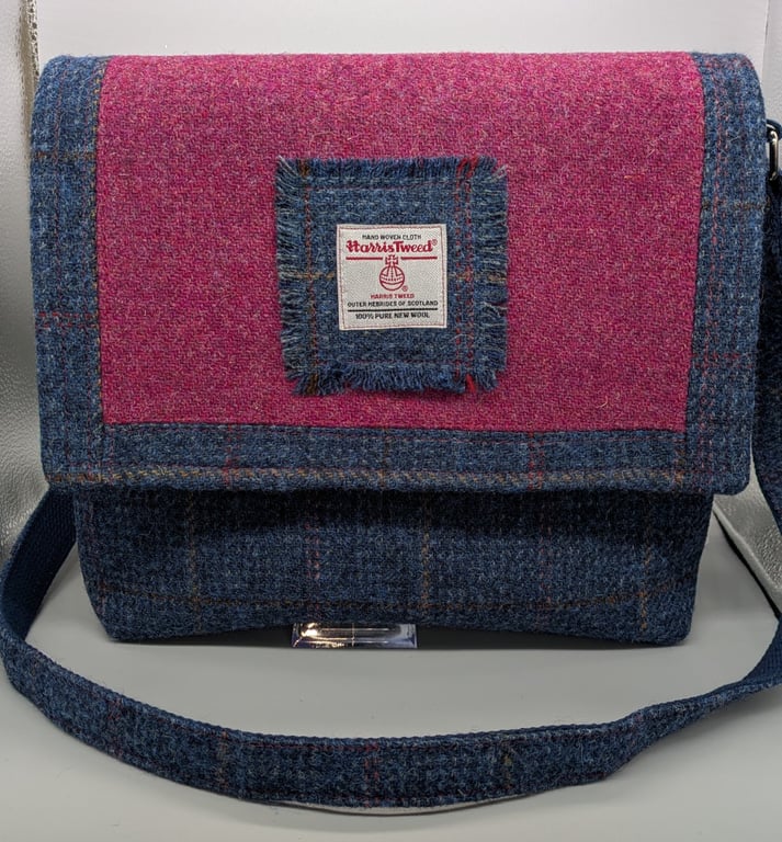 Harris Tweed Messenger style shoulder bag