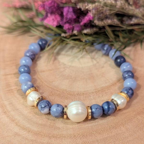 Freshwater Pearl and Beaded Bracelet