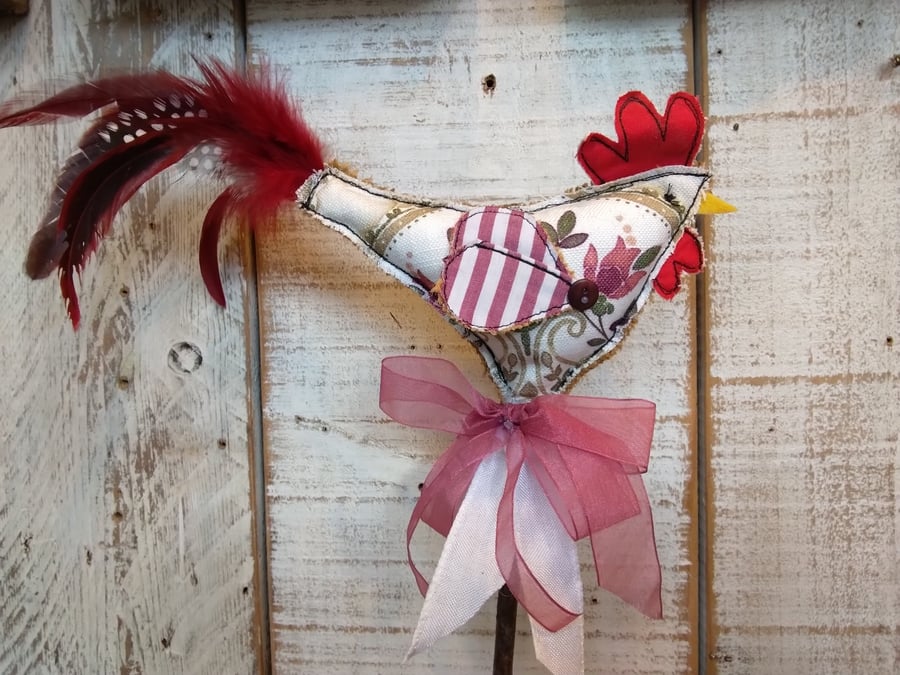 Whimsical stitch farmhouse chicken! 