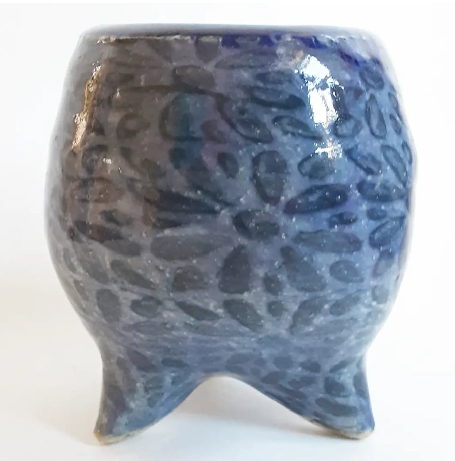 Three Legged Houseplant Holder  