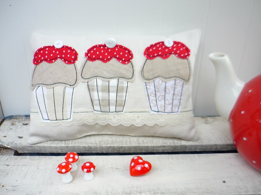 Lavender SCENTED DREAM HERB PILLOW With Cupcakes HANDMADE Shabby Chic Country