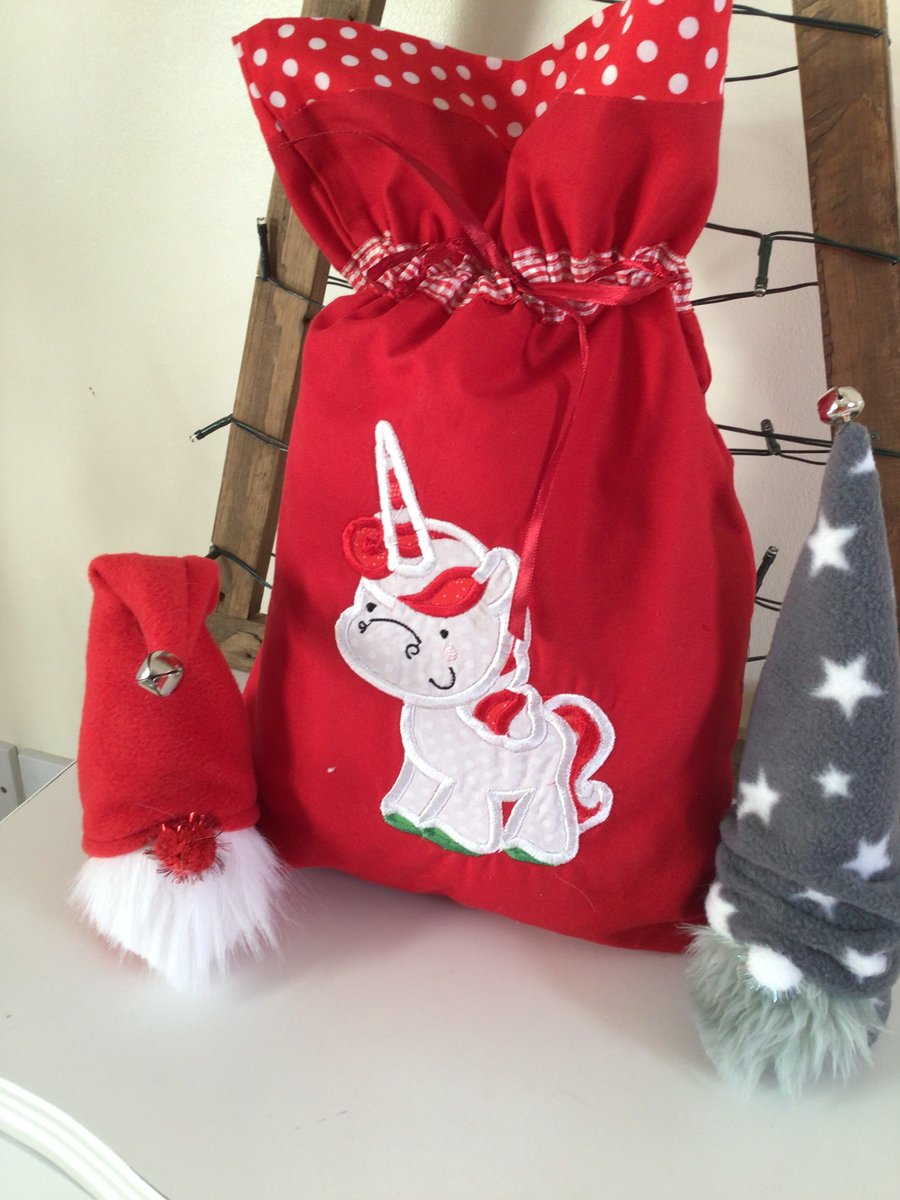 Small appliquéd Christmas sack, Unicorn.