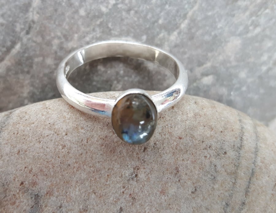 Silver Ring with Labradorite 