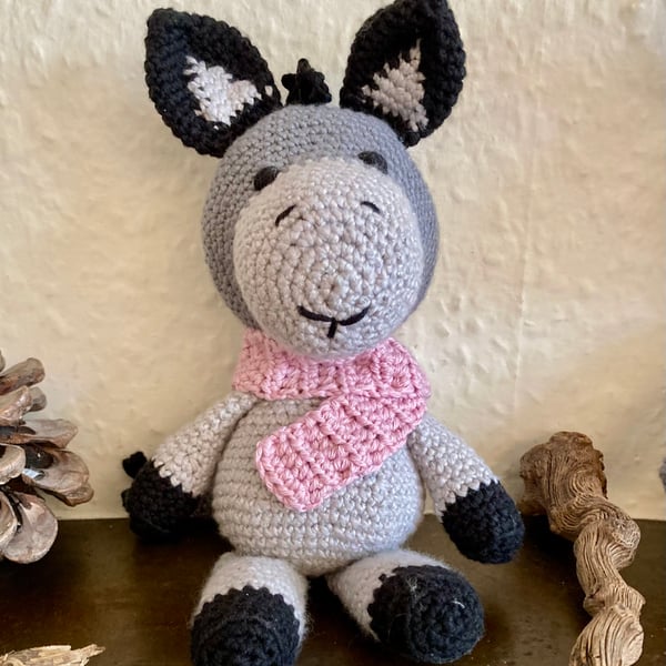 Amigurumi donkey