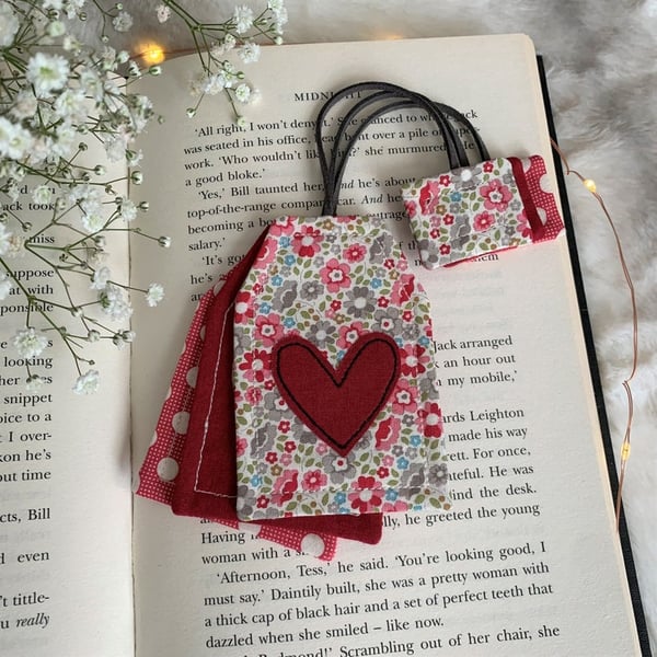 Bookmark, tea bag bookmark