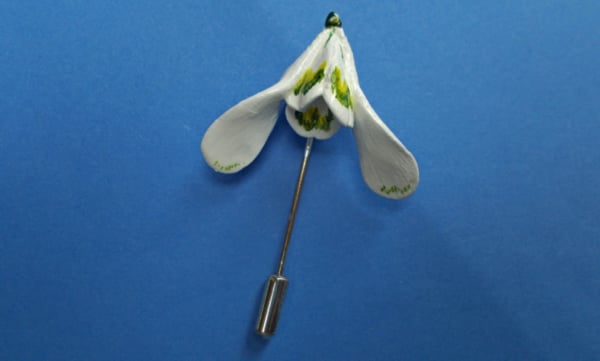 Welcome Spring,HANDMADE & PAINTED WHITE SNOWDROP PIN,Brooch,Lapel,Bridal Corsage