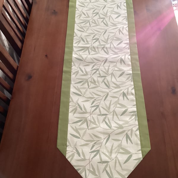 Table runner in Willow Leaf Hedgerow Laura Ashley fabric