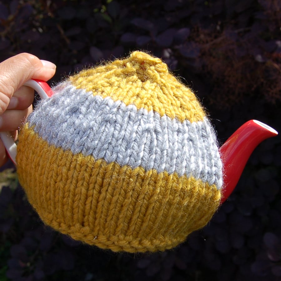 Tea cosy - to fit a small tea for one  teapot, Mustard and grey chunky knit