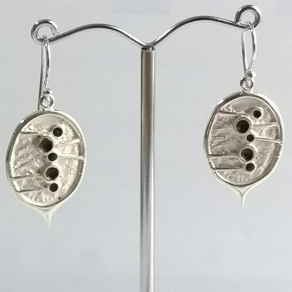 Honesty drops hand made from Silver with black oxidized seeds