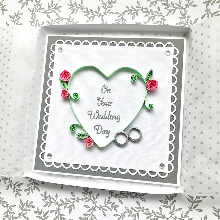 Luxury boxed wedding card - pink quilled roses