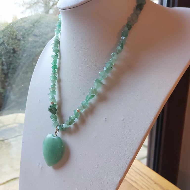 Necklace with Heart Pendant in Green Aventurine and Sterling Silver 