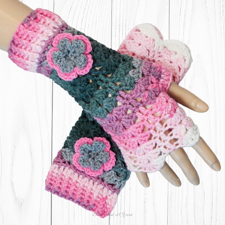 Crochet gloves. Pink grey and white ombre gloves, fingerless gloves. 