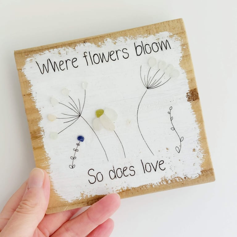 Sea Glass Flower Art Picture - Flowers on Reclaimed Wood Wall Art