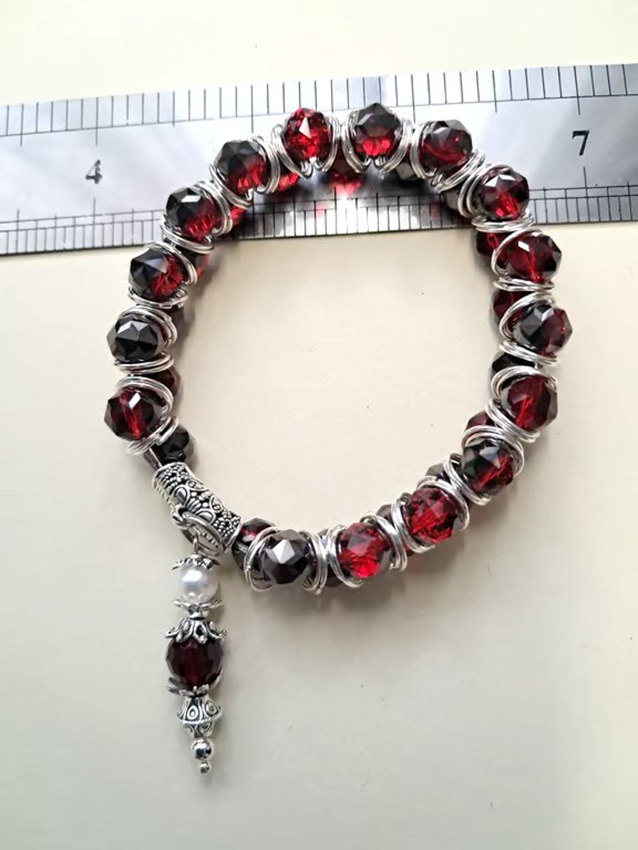 Red Rondelle Faceted Stretch Bracelet 