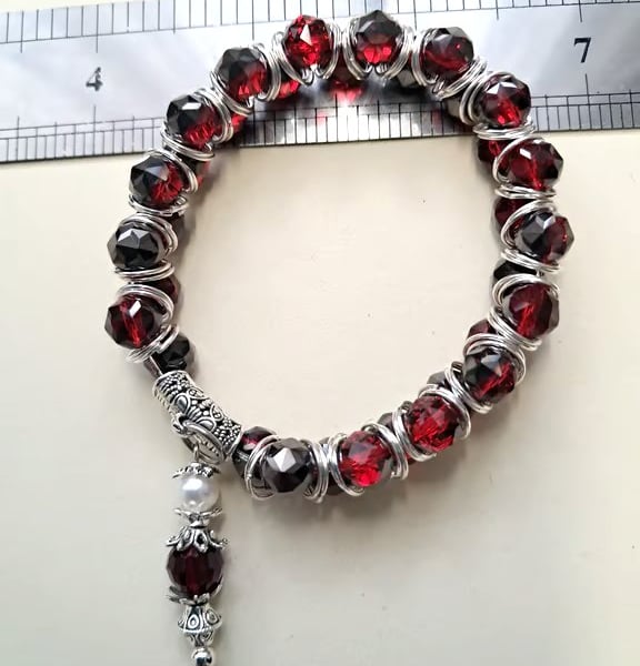 Red Rondelle Faceted Stretch Bracelet 