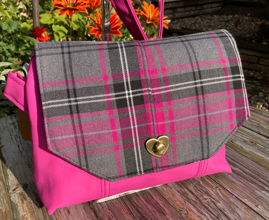 The Pink Percy Crossbody bag