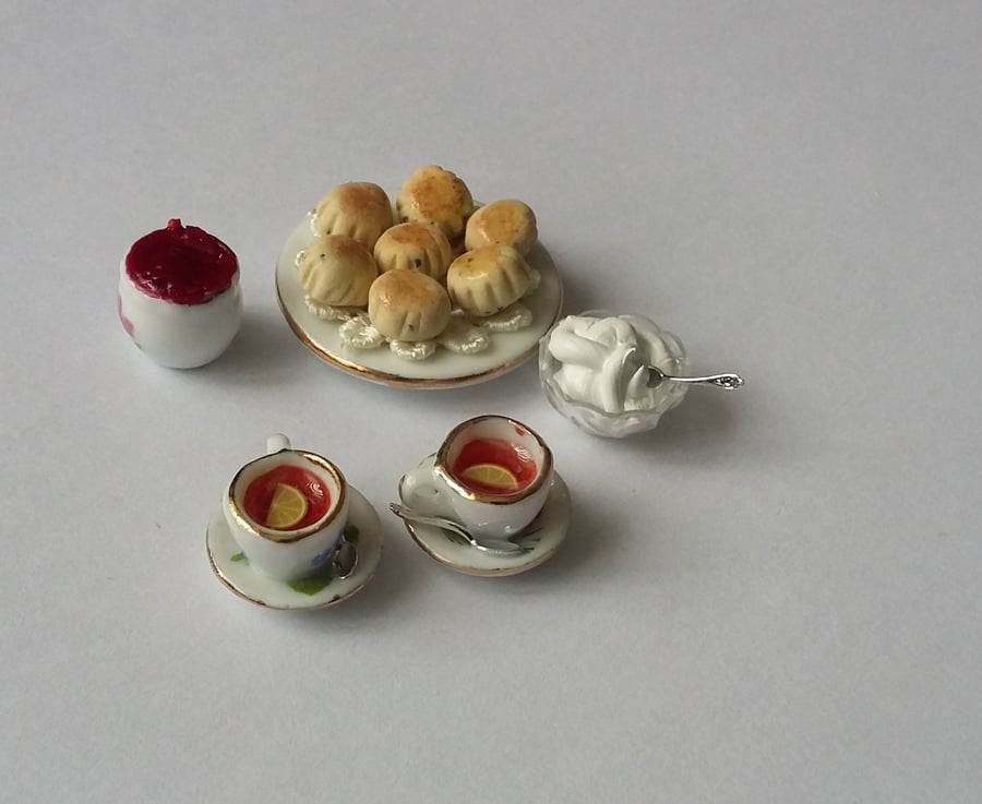 12TH SCALE TEA FOR TWO