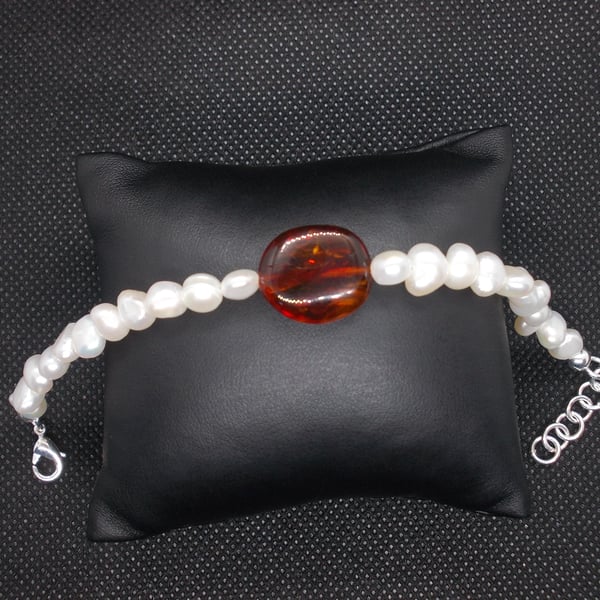 Amber and Pearl bracelet