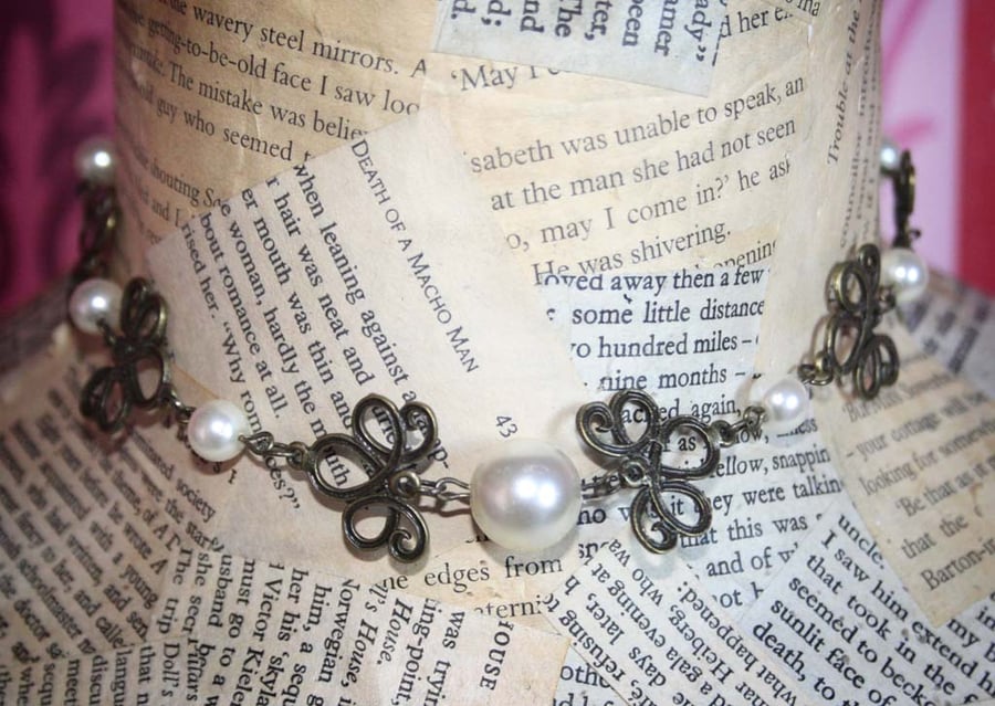 Antique Gold Pearl Bead Choker Necklace