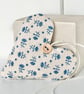 FLORAL SPRIG FABRIC HEART - blue and cream, Sanderson fabric - Image 6