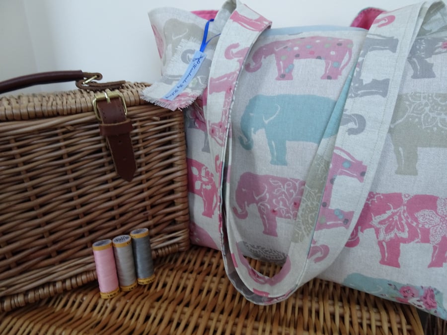 Elephant pattern Medium Shopper