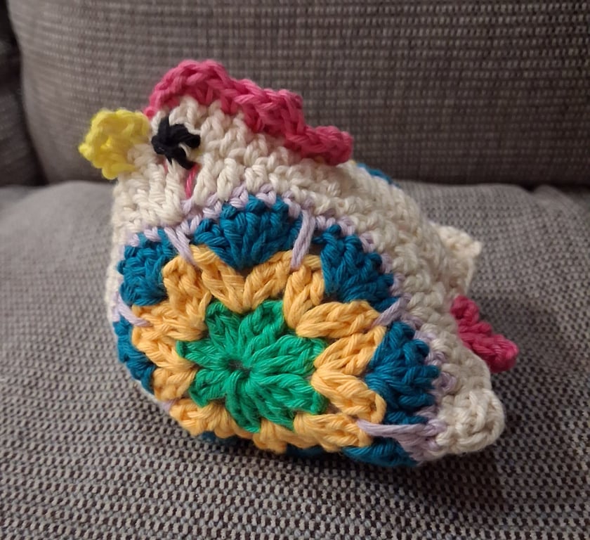 Crochet Granny Square Chicken 