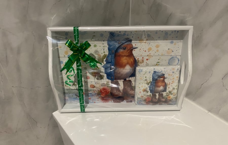 Christmas sofa tray with 2 matching coasters 