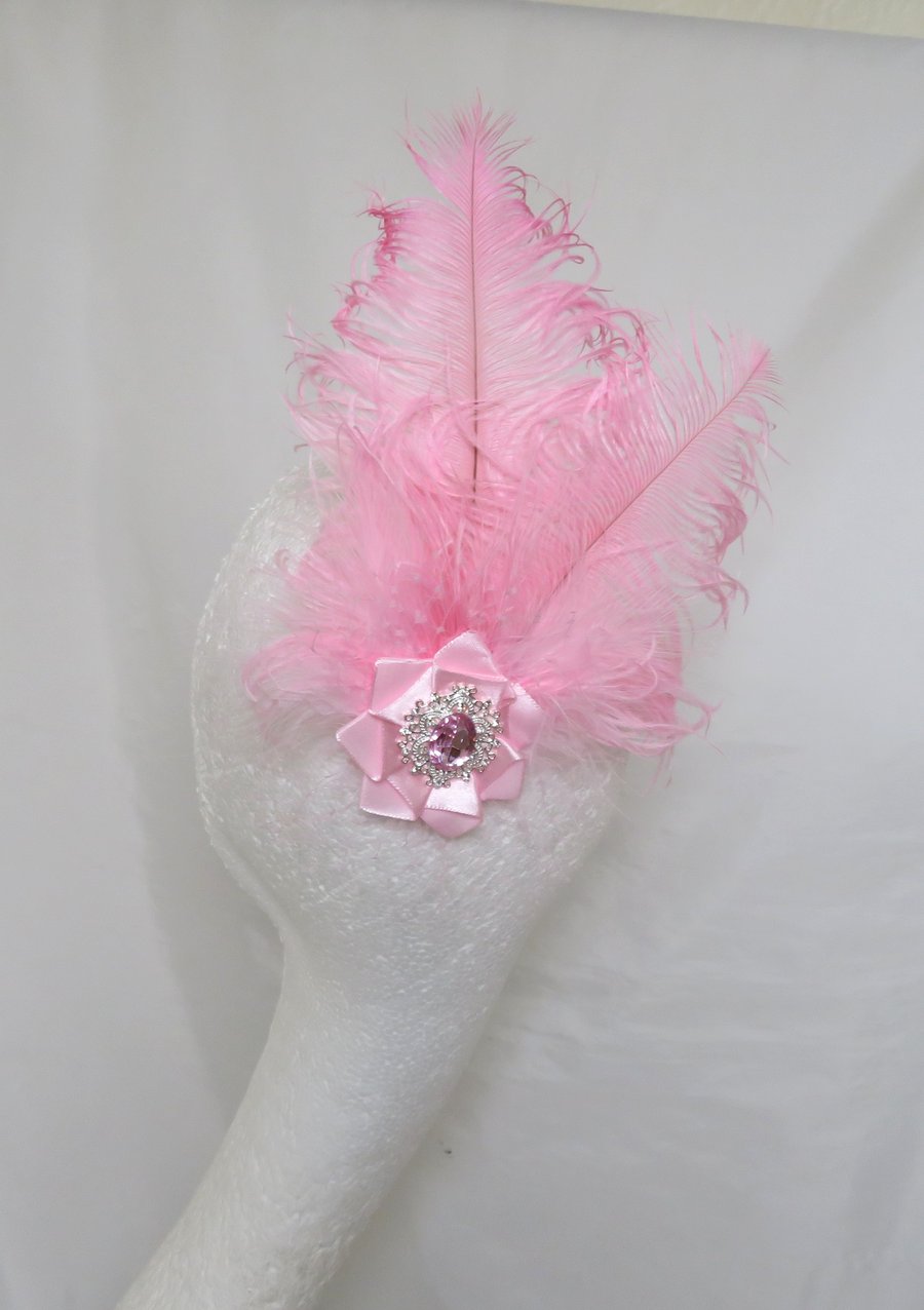 Pale Candy Pink Regency Ostrich Feather Clip – Vintage Headpiece