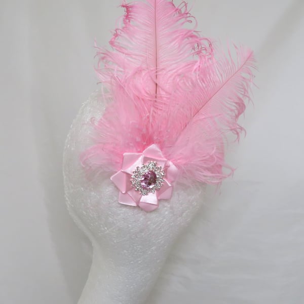 Pale Candy Pink Regency Ostrich Feather Clip – Vintage Headpiece