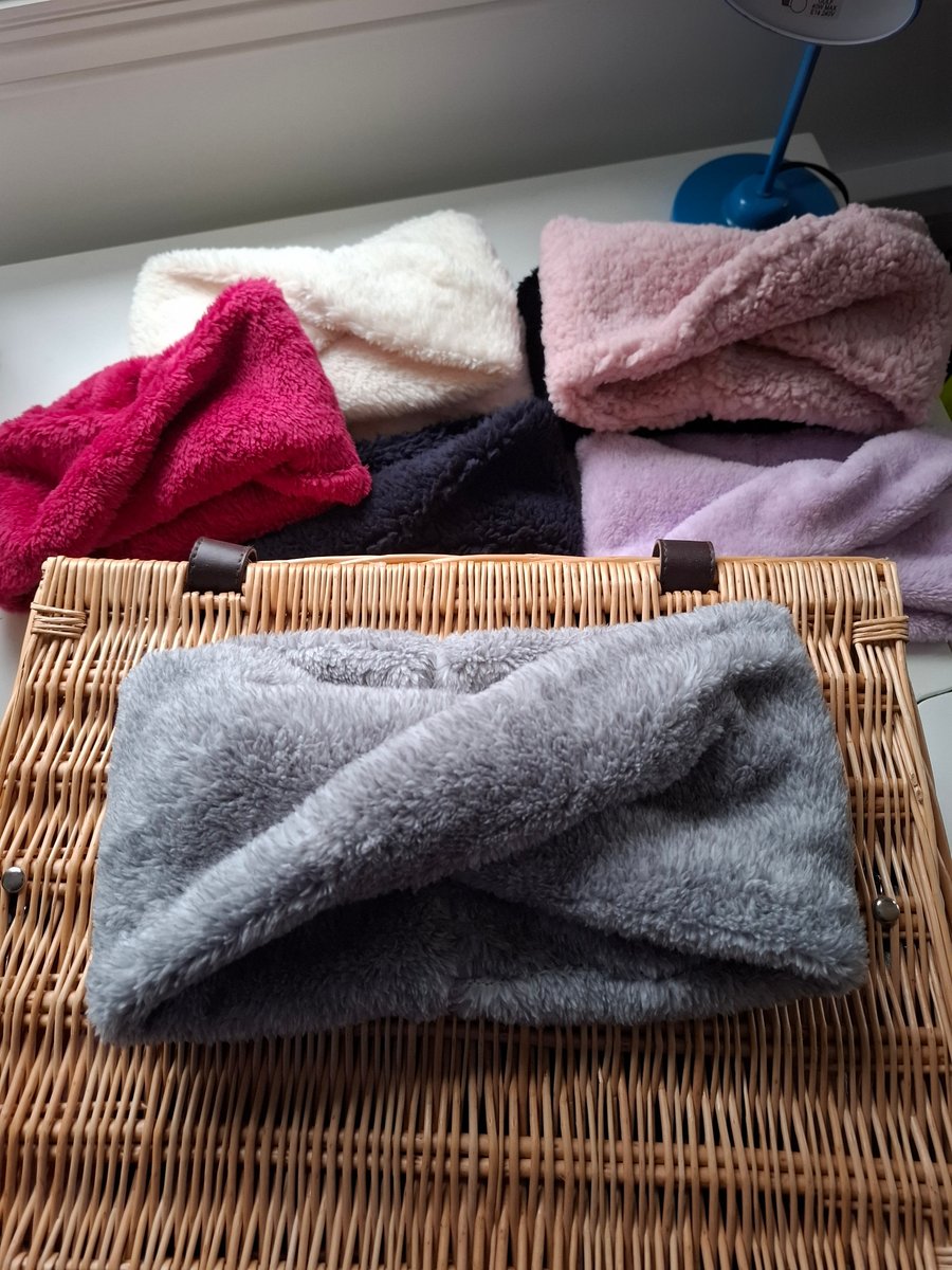 Grey Fleece Cosy Twist Snood   Neckwarmer