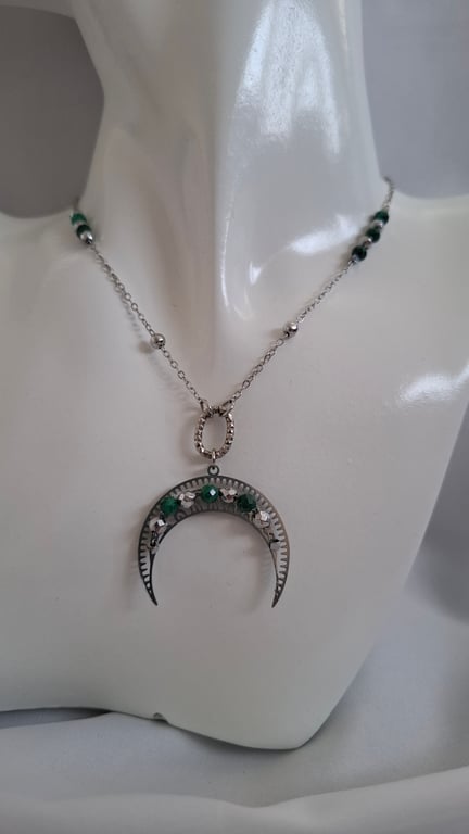 Luna Necklace - Harmony the Body and Mind - Malachite and Hematite