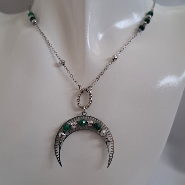 Luna - malachite and hematite necklace 