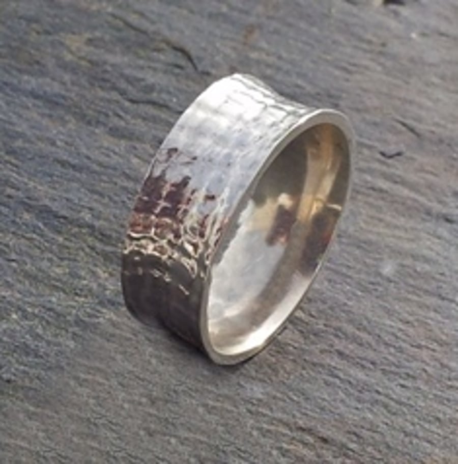 9ct white gold Textured Wedding Ring