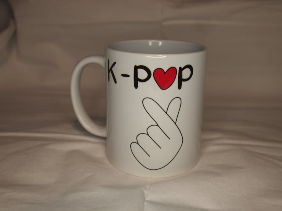 K-Pop Heart Mug