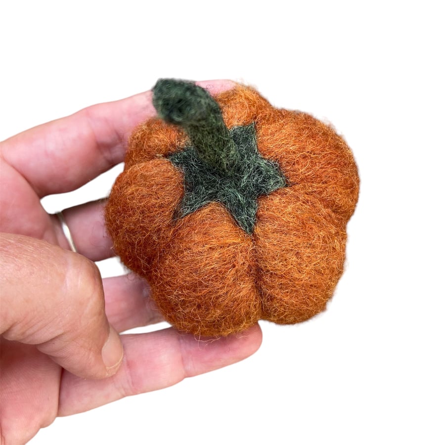 Needle felted pumpkin, halloween decoration