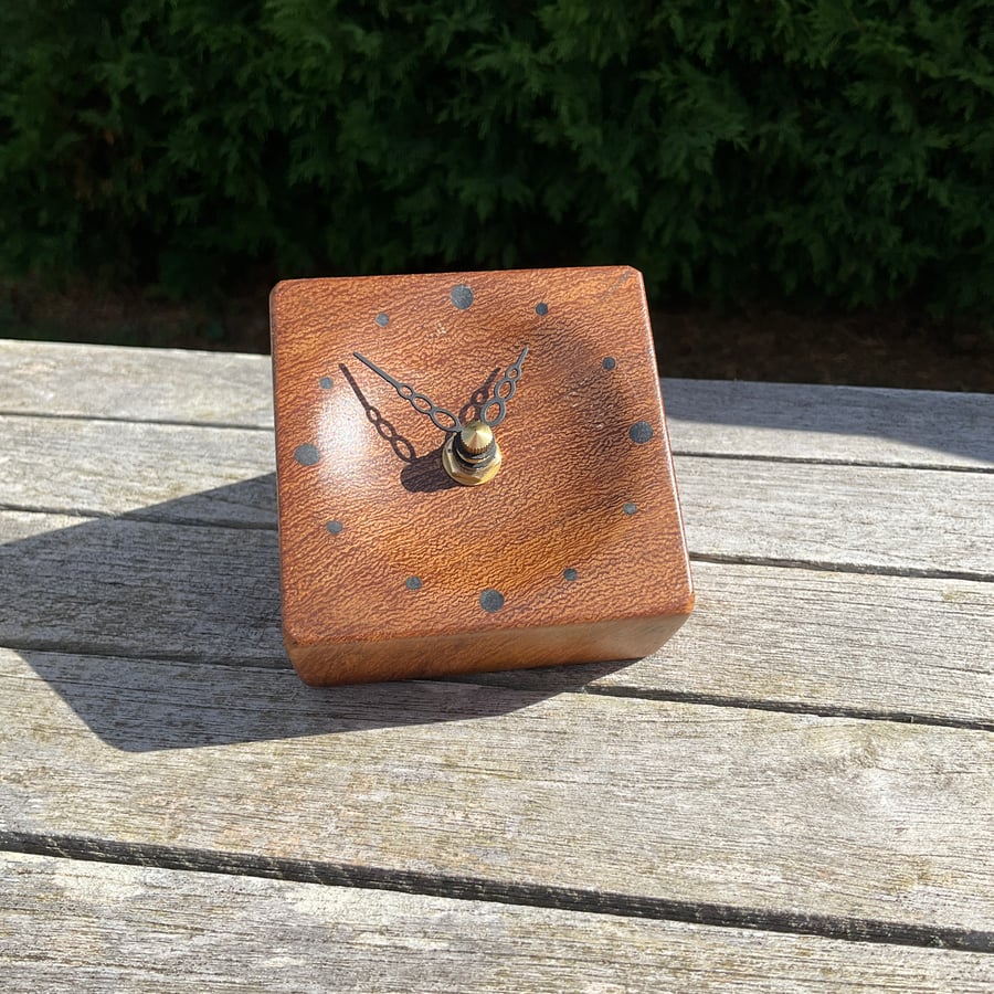 Wild Mango Desk Top Clock