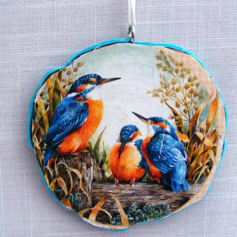 Water birds decoupaged log slice wall decoration