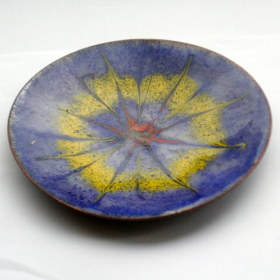 enamel dish - scrolled red and yellow starburst over blue
