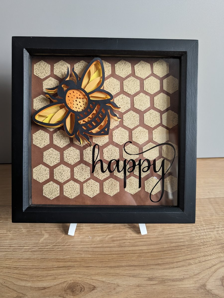 Bee happy wall art