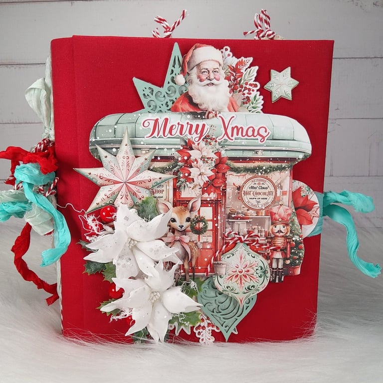 Handmade Christmas Scrapbook Photo Album - Vintage Santa - Holds 28 Photos.