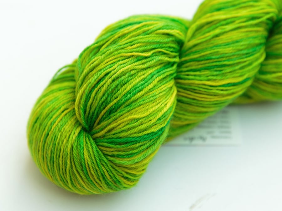 SALE: Acidic - Superwash Bluefaced Leicester 4 ply yarn