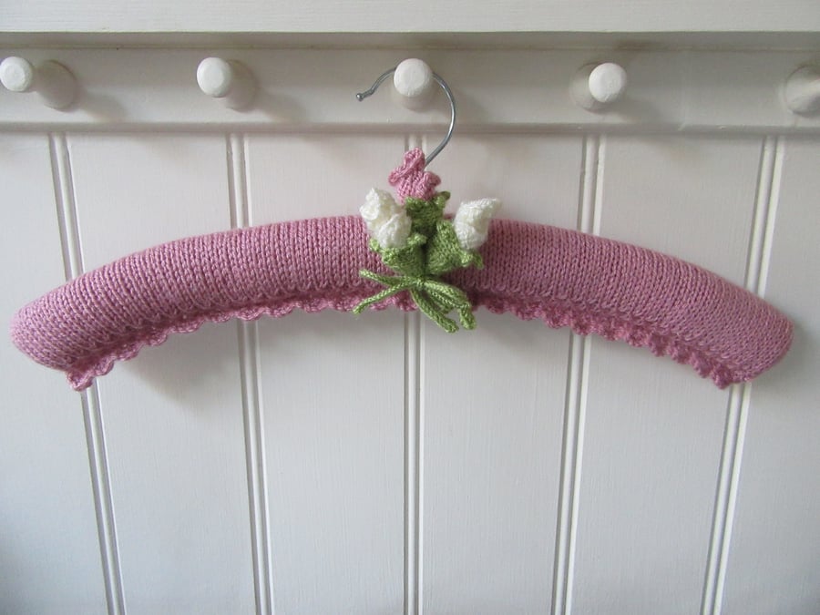 Dusky pink coat hanger with rose buds