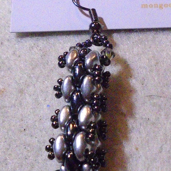 Brickwork-pattern bead earrings (customisable)