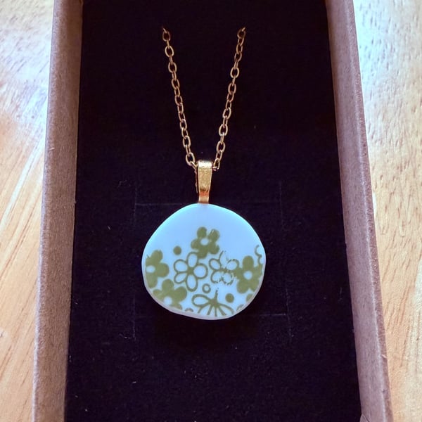 Upcycled bone china necklace green flower 1960s 1970s