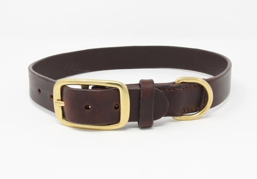 Brown leather dog collar with brass buckle and D ring