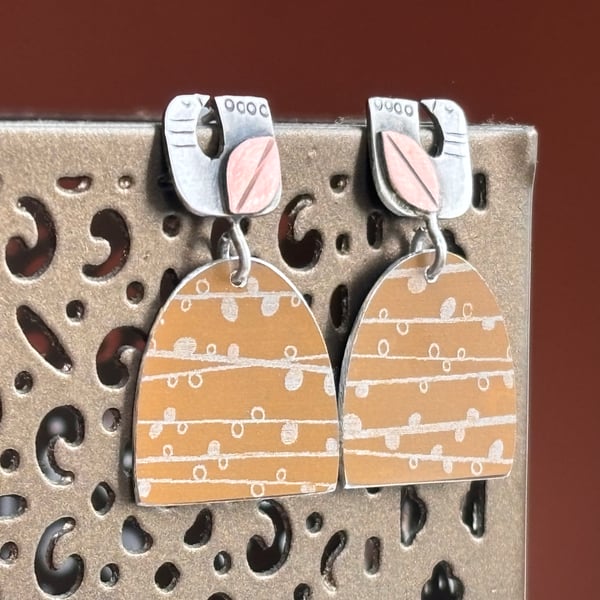 Woodland birdy drop earrings - mustard