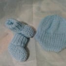 Cap and booties set