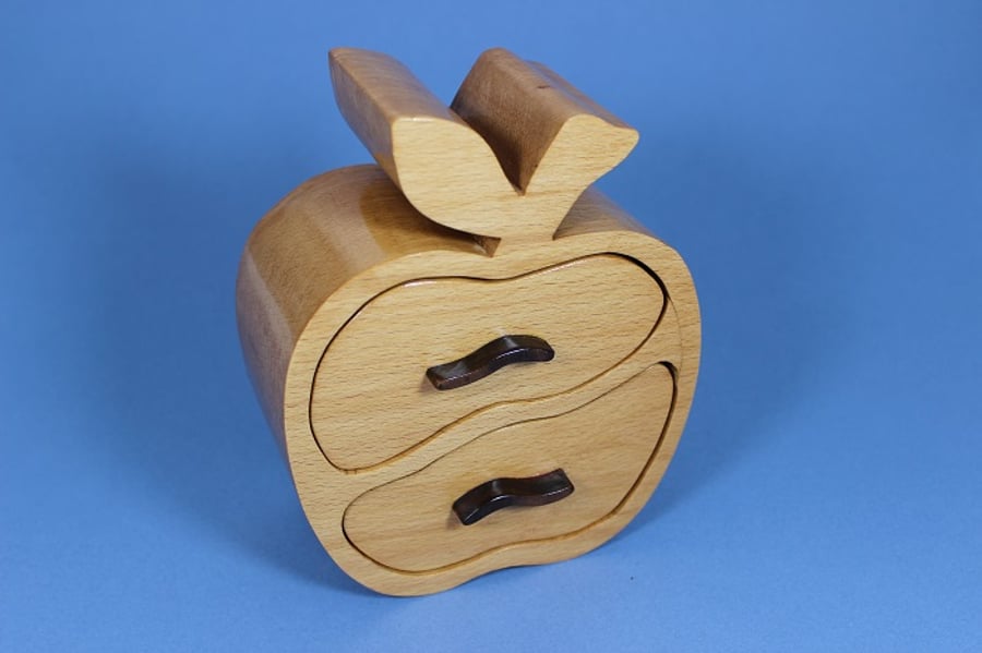 Apple Jewellery Box (WJB17)