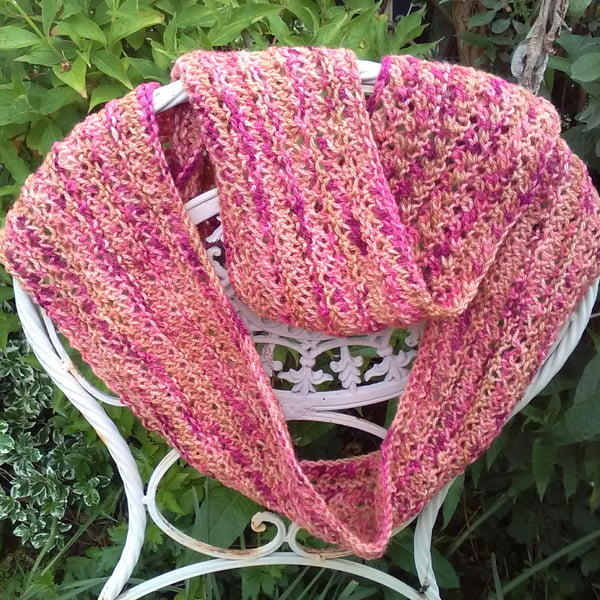 Handknit 100% hand dyed WOOL textured long circular cowl Peach Melba